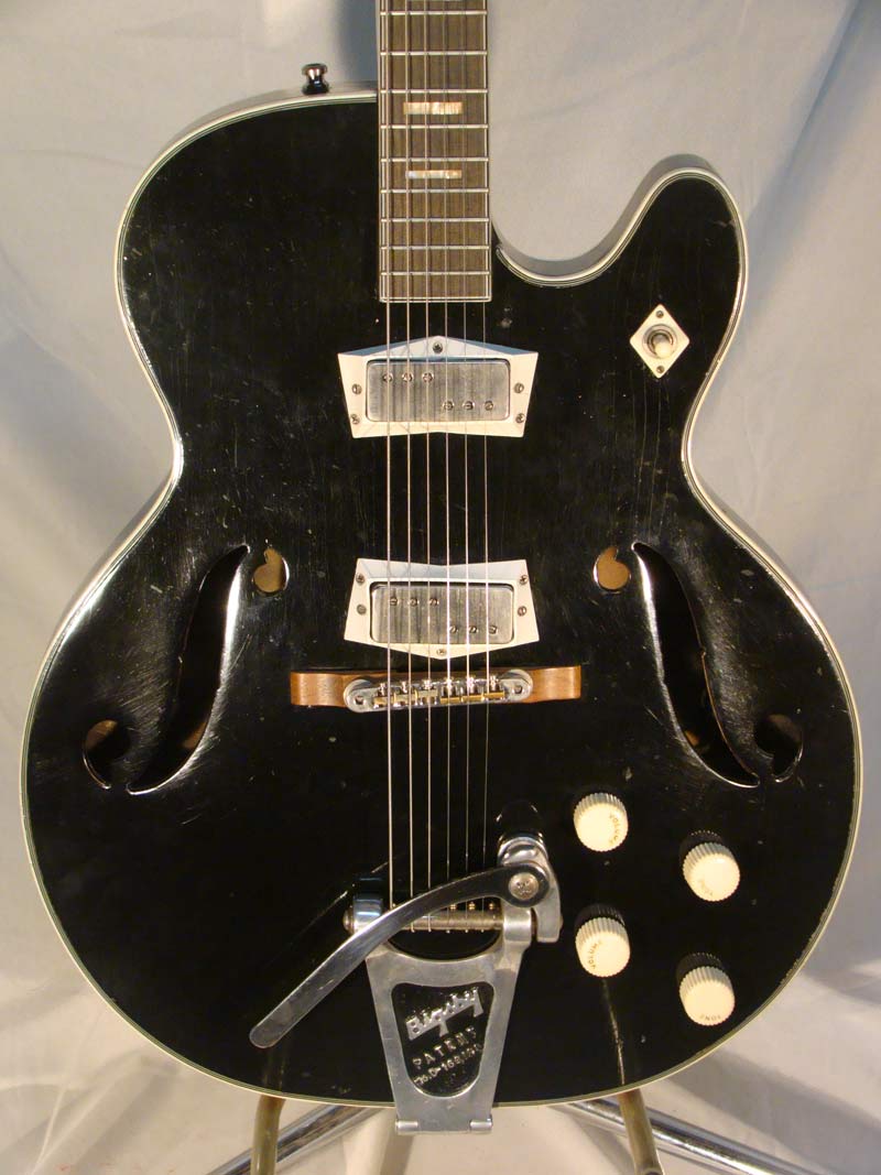 photo of electric guitar: ​1960's Silvertone 1446